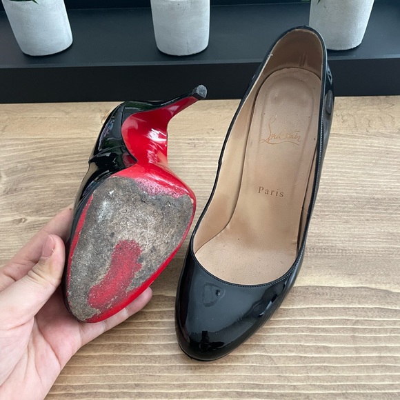 Authentic Christian Louboutin Round toe leather pumps - Picture 3 of 7